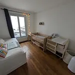 Quiet Family Apartment In Paris Near 7 Metro Lines