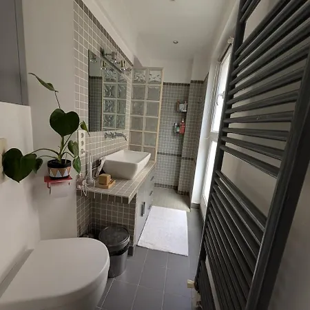 Quiet Family In Near 7 Metro Lines Appartamento